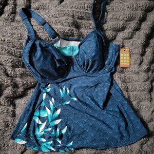 TITLE NINE TANKINI SWIM TOP - Sz 34D NWT